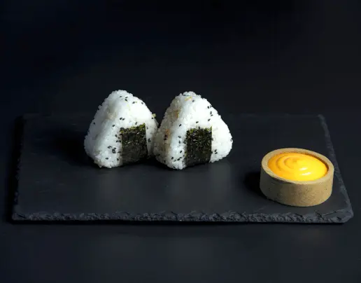 Онигири Микс для Детей — два вкуса в одной закуске с доставкой в Торуни